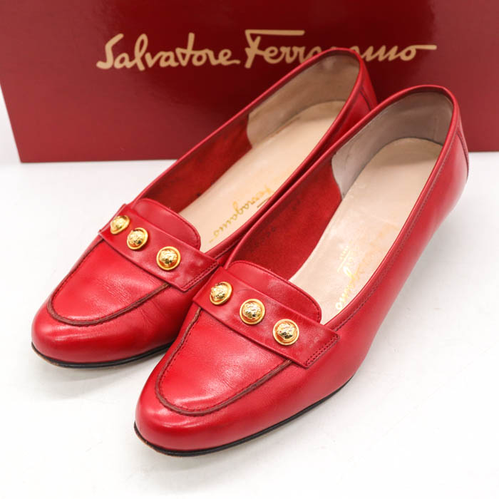 Salvatore Ferragamo サルヴァトーレフェラガモ パテントカーフ