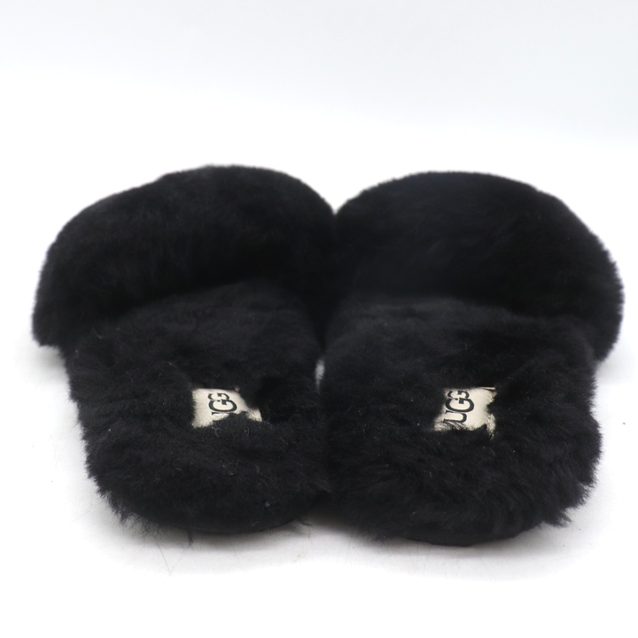 UGG ブラックファー付きスリッパ なおみ39様専用】UGG ファーサンダル