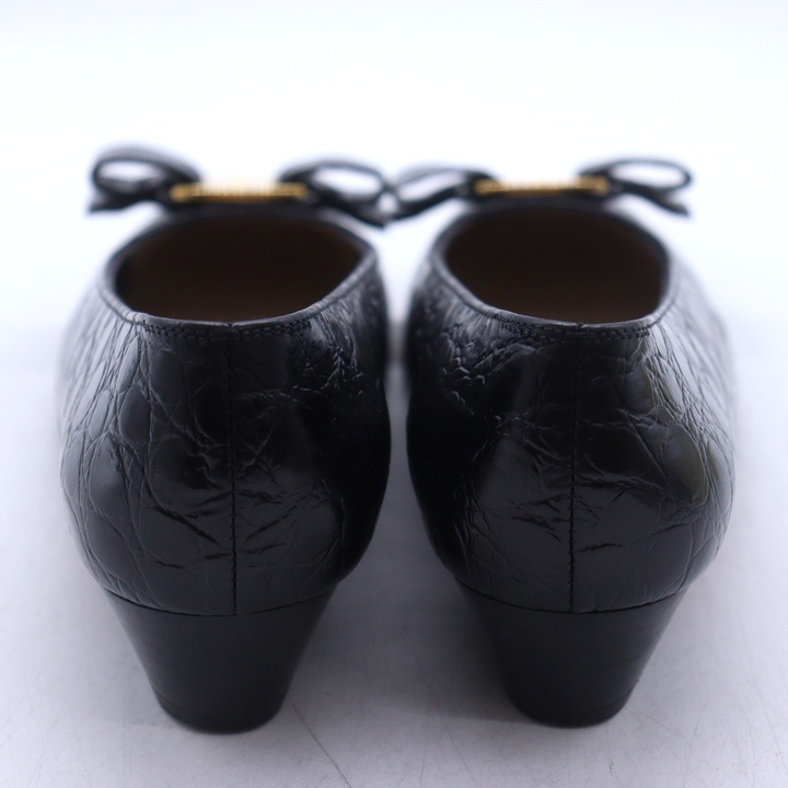 【良品】サルヴァトーレフェラガモ パンプス ヴァラ リボン 黒 22.5〜23 サルヴァトーレフェラガモ(Salvatore Ferragamo)サルヴァトーレ