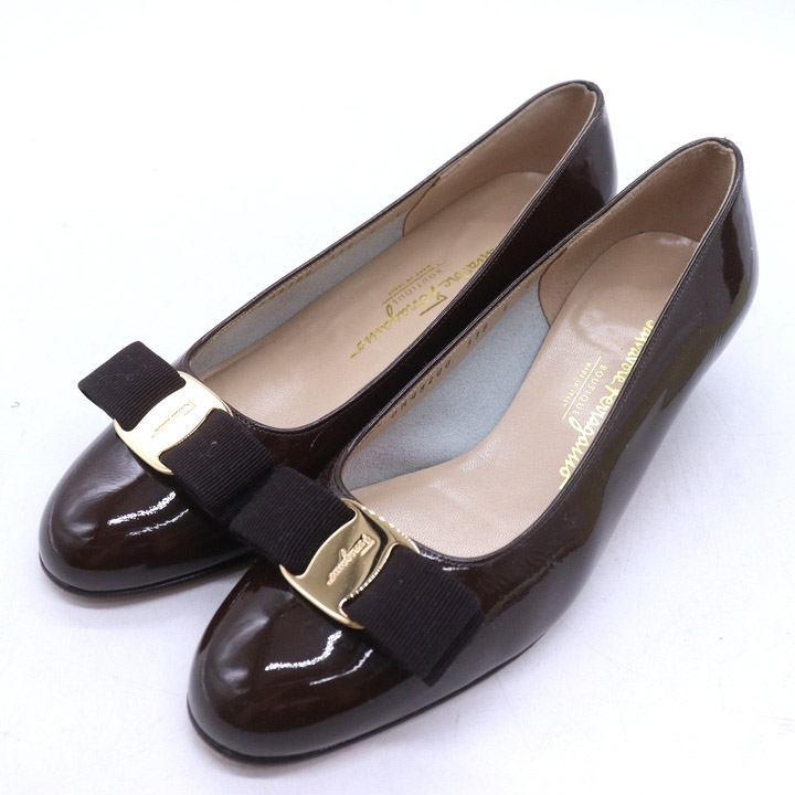 CHEMBUR チェンバー　パンプス　エナメル　23.5 未使用 CHEMBURチェンバー オープントゥエナメル パンプス23.5cm 36.5 靴