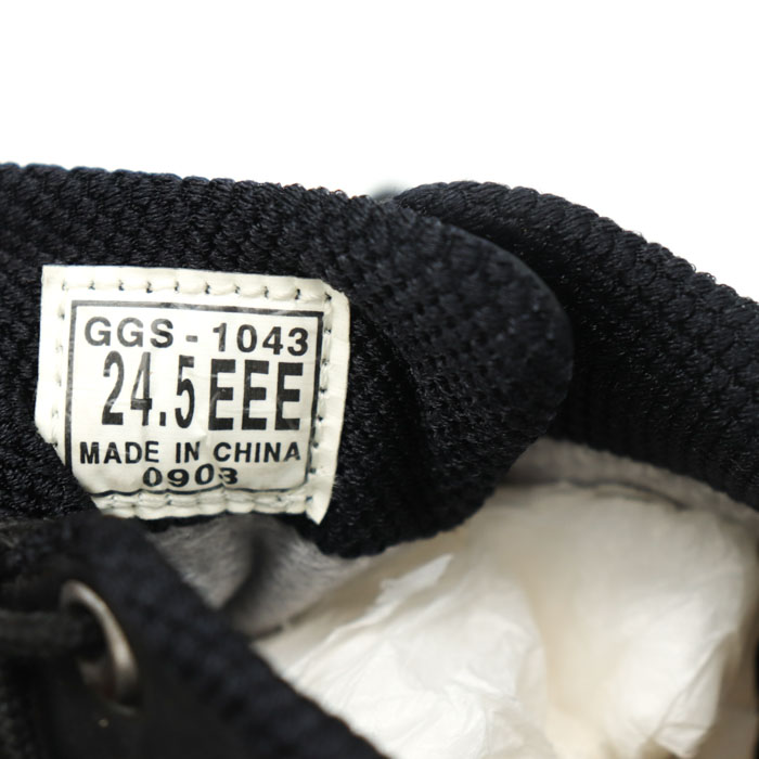 ゼクシオ ゴルフシューズ GGS-1043 3E 幅広 スパイクレス 靴 ダンロップ メンズ 24.5cmサイズ ホワイト XXIO 【中古】  XXIO USED/古着（スニーカー）｜XXIOのUSED/古着通販サイト SMASELL（スマセル）
