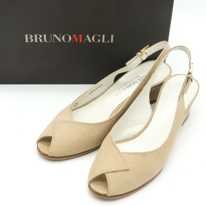 BRUNOMAGLI ブルーノマリ ゴールドのチェーンを使ったサンダル 35.5