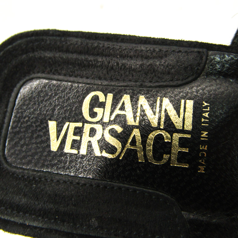 ジャンニ・ヴェルサーチ サンダル ハイヒール ブランド 靴 イタリア製 黒 レディース 36サイズ ブラック Gianni Versace 【中古】｜Gianni  Versace｜店舗買取｜シューズ＞サンダル｜USEDのアパレル通販サイト - SMASELL（スマセル）