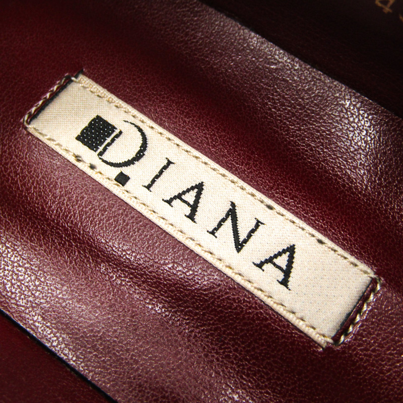 ダイアナ ローファー スリッポン タッセル ブランド シューズ 靴 日本製 レディース 23サイズ ワインレッド DIANA 【中古】｜DIANA｜店舗買取｜シューズ＞ローファー｜USEDのアパレル通販サイト  - SMASELL（スマセル）