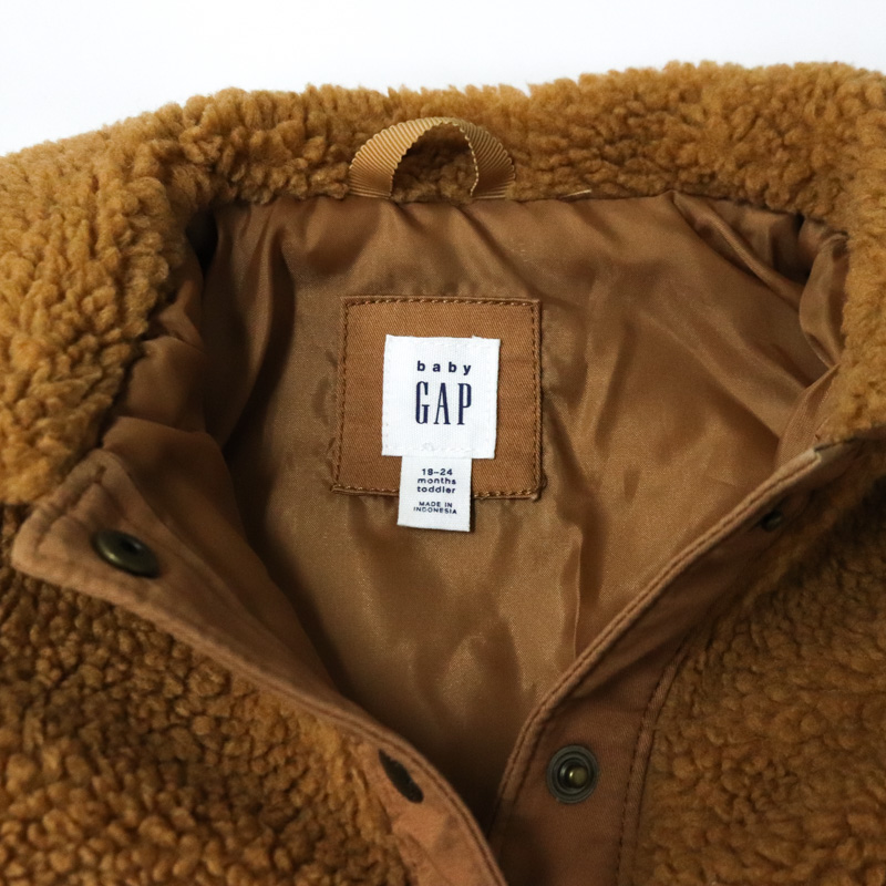 ギャップ ボアジャケット ボアフリース アウター ベビー 女の子用 90サイズ ブラウン GAP 【中古】｜GAP｜店舗買取｜ママ＆ベビー＞その他ベビーウェア｜USEDのアパレル通販サイト  - SMASELL（スマセル）