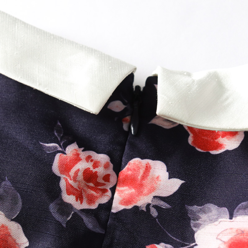 130 花柄ドレス ネイビーとホワイトプティマイン