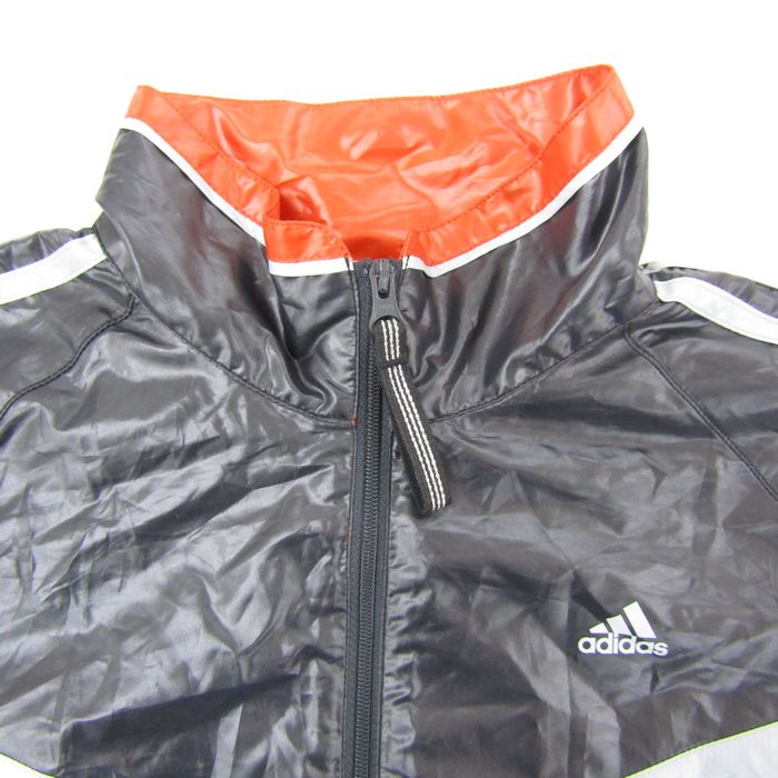 adidas レーサーナイロンジャケット