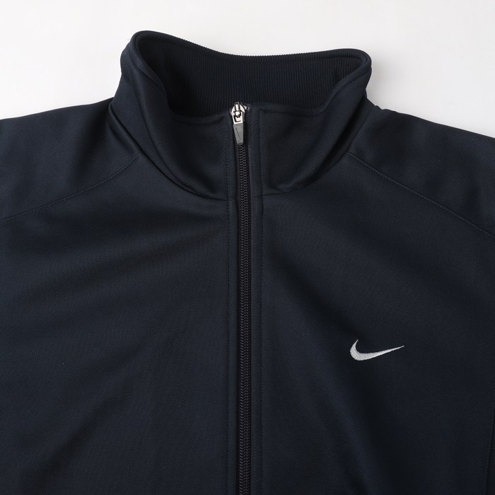 Lサイズ NIKE 黒 ジャージ 低かっ