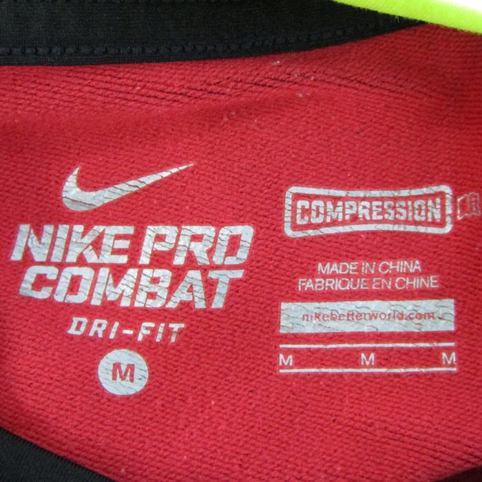 ナイキ 長袖Ｔシャツ トップス コンプレッションインナー ドライフィット スポーツウエア メンズ Mサイズ 黒×黄緑 NIKE 【中古】｜NIKE｜店舗買取｜トップス＞Tシャツ/カットソー｜USEDのアパレル通販サイト  - SMASELL（スマセル）