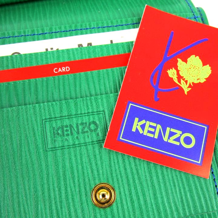ケンゾー 二つ折り財布 未使用 花柄 刺繍 がま口小銭入れあり ブランド