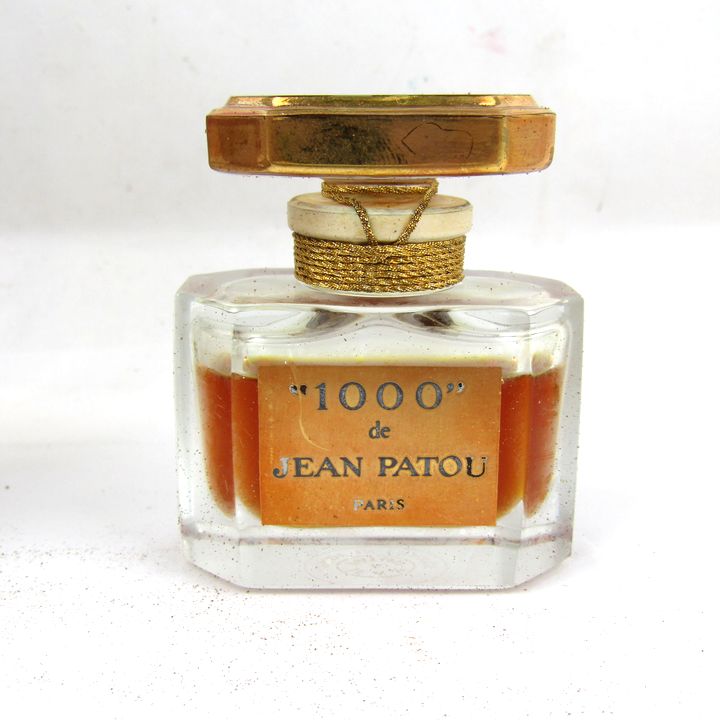 ジャンパトゥ 香水 ミル 1000 パルファム シリアルナンバータグ