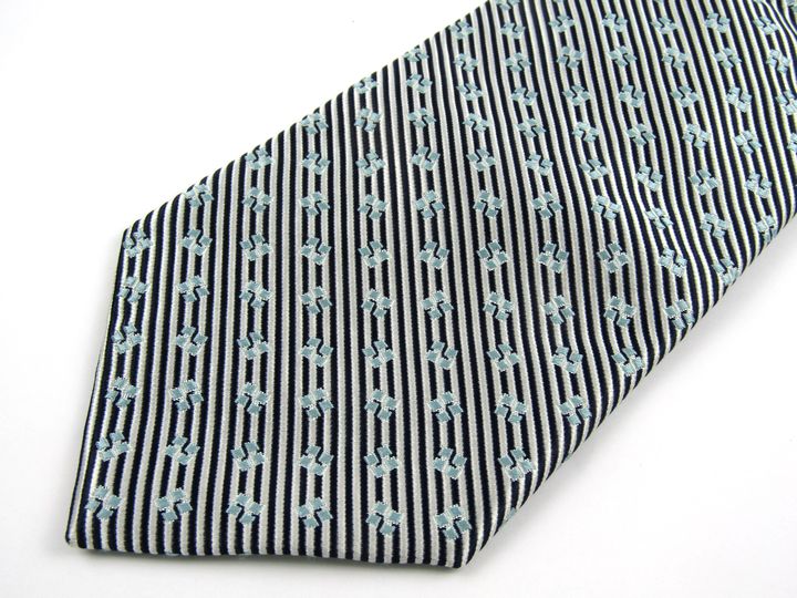 エルメネジルドゼニア ブランドネクタイ 総柄 ストライプ シルク  