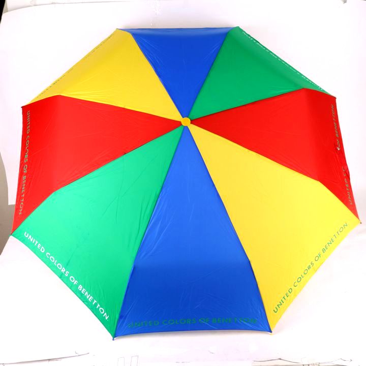ユナイテッドカラーズオブベネトン 折りたたみ傘 ロゴ 収納時約23cm ...