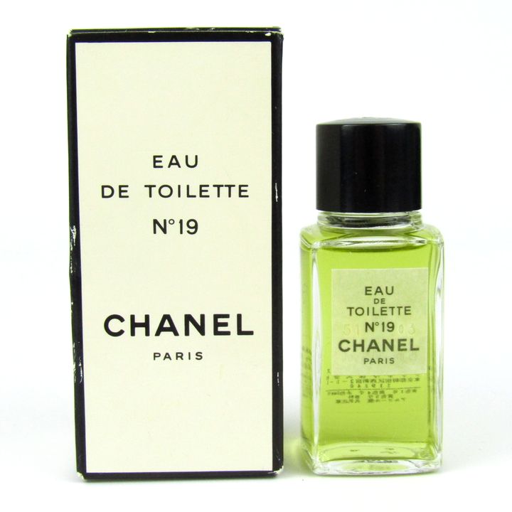 CHANEL シャネル EAU DE TOILETTE No19 未使用 香水シャネル - 香水