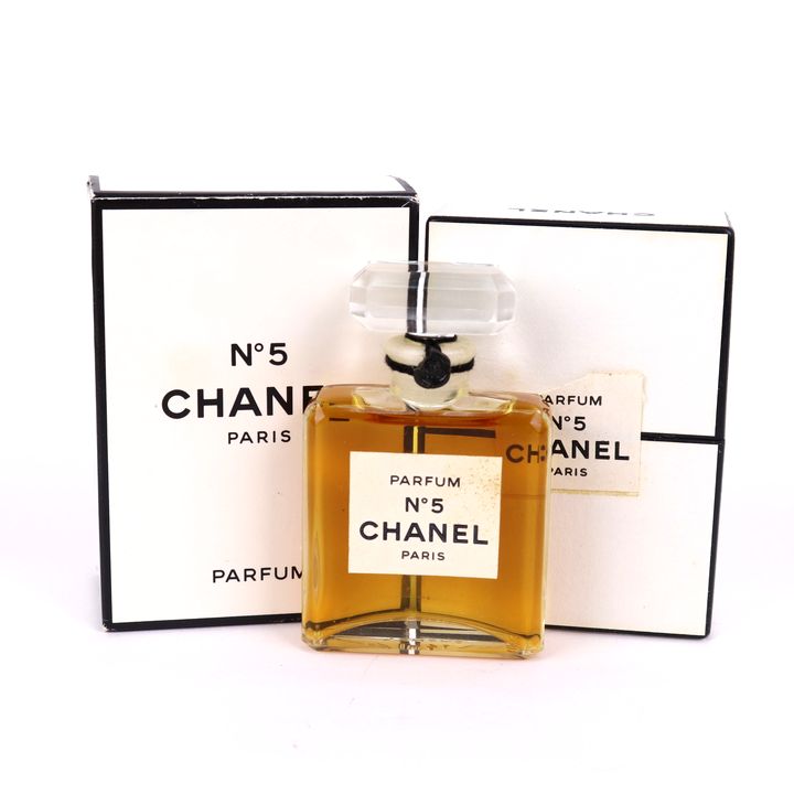 の中でも定番の看板 美品 CHANEL シャネル カシミヤ 香水瓶 パフューム