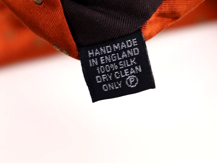 ホリデイアンドブラウン ネクタイ 小紋柄 ハンドメイド 高級 シルク 英国製 ビームス別注 メンズ オレンジ Holliday & Brown