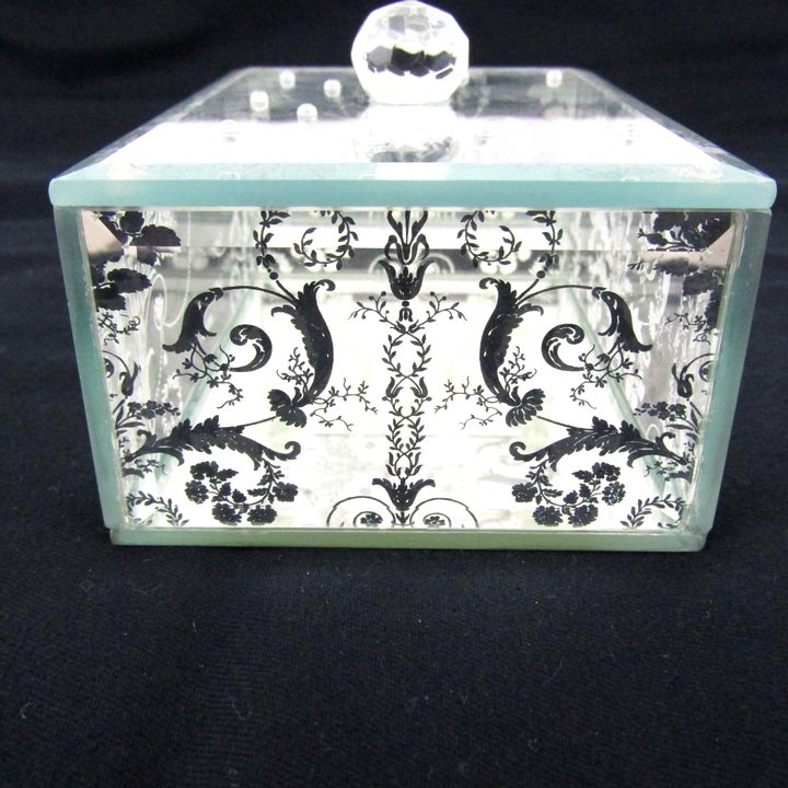 ローラアシュレイ 小物入れ ローラアシュレイ 小物入れ 引き出し