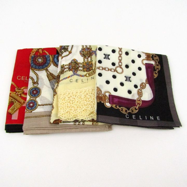 セリーヌ　　大判ハンカチ　マカダム柄　蝶々刺繍入り 新品》CELINE セリーヌ 大判ハンカチ マカダム柄 蝶々刺繍