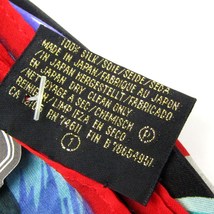 タイラック スカーフ 未使用 花柄 シルク 日本製 ブランド 小物