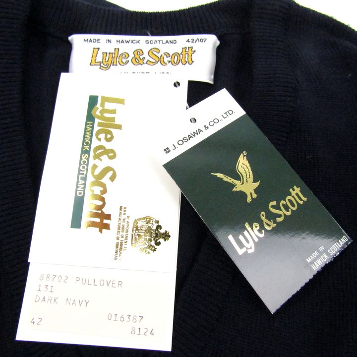 【新品未使用】Lyle & Scott ダークネイビー Vネックセーター　ウール ライルアンドスコット セーター 未使用 長袖 Vネック ウール
