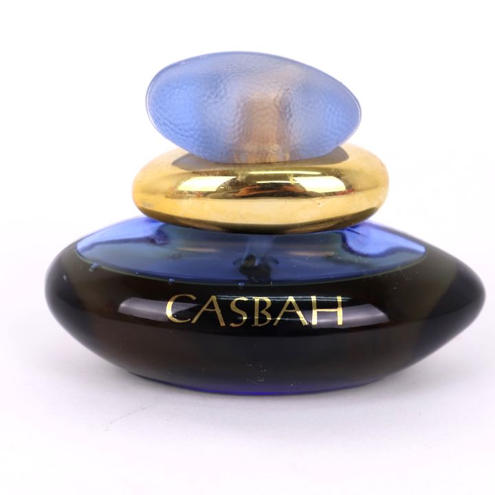 エイボン 香水 CASBAH カスバ オードトワレ EDT 残8割程度 イギリス製 香水瓶 フレグランス レディース 50mlサイズ AVON  【中古】｜AVON｜店舗買取｜スキンケア＞その他スキンケア｜USEDのアパレル通販サイト - SMASELL（スマセル）