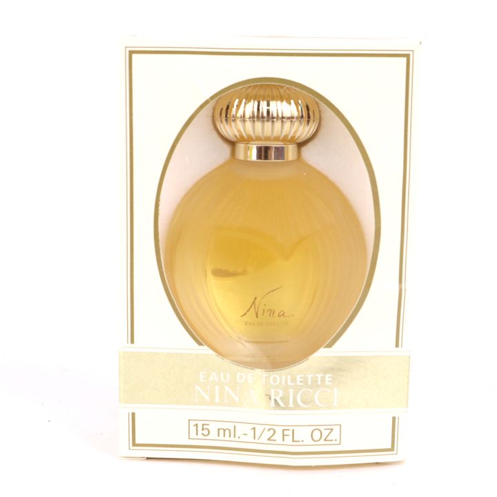 ニナリッチ 香水 ニナ Nina オードトワレ EDT 未使用 フレグランス 箱キズ有 レディース 15mlサイズ NINA RICCI 【中古】