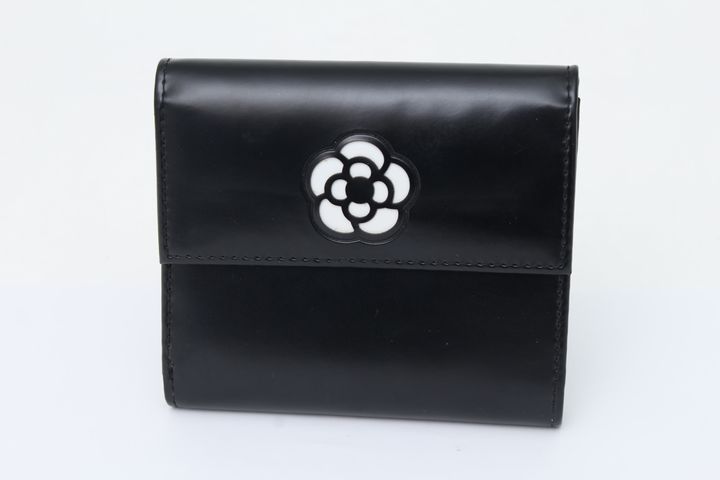 新品　クレイサス  CLATHAS BOX 小銭入れ付き　ブラック　黒　折り財布