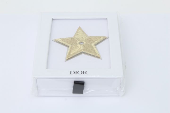 Dior ディオール ノベルティブローチ コサージュ アクセサリー