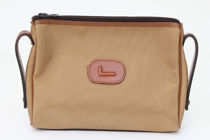 新品級✨LANCEL セカンドバッグ 鍵付き レザー クラッチバッグ グリーン○サイズ