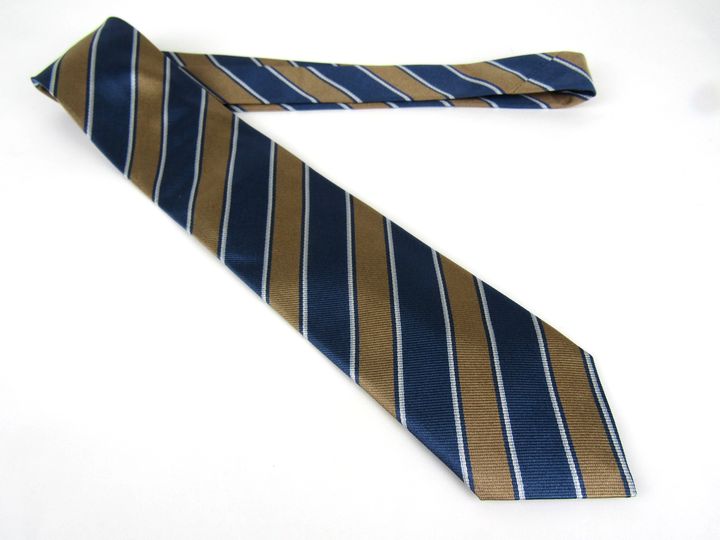 Charvet シルクリネン ネクタイ ストライプ
