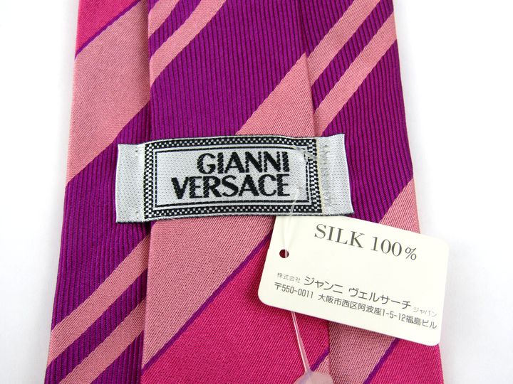 ジャンニ・ヴェルサーチ ブランドネクタイ ストライプ柄 メドゥーサロゴ イタリア製 未使用品 メンズ ピンク Gianni Versace