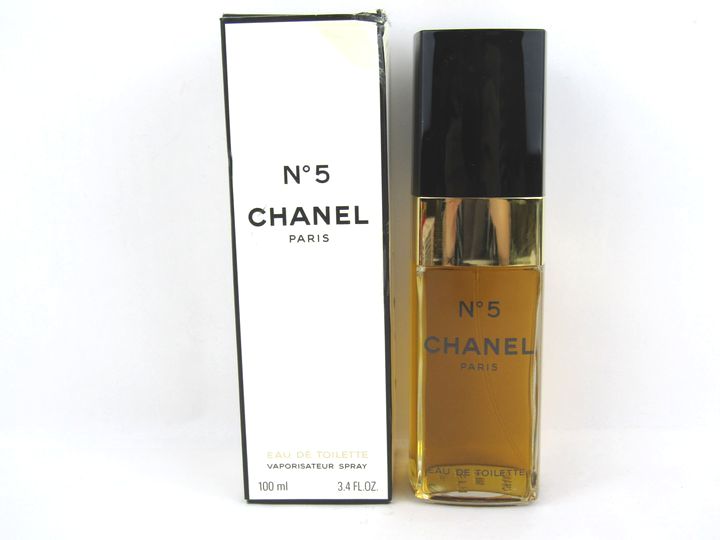 未使用 CHANEL シャネル NO.5 オードトワレ スプレー 100ml-