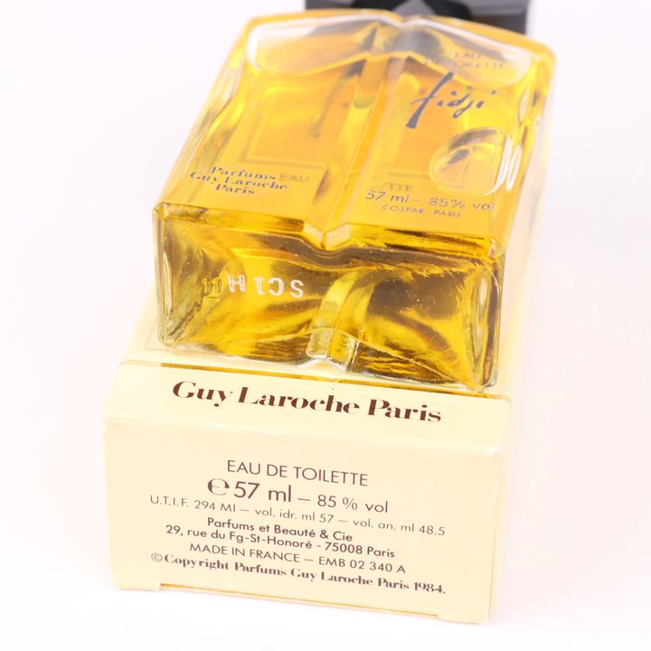 ギラロッシュ 香水 フィジー fidji オードトワレ EDT ほぼ未使用 フレグランス レディース 57mlサイズ GUY LAROCHE  【中古】｜GUY LAROCHE｜店舗買取｜フレグランス＞香水｜USEDのアパレル通販サイト - SMASELL（スマセル）