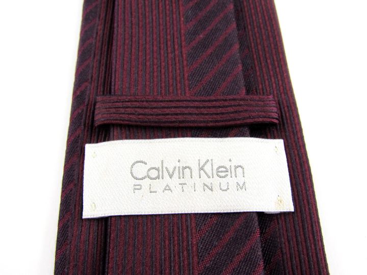 カルバンクライン ブランドネクタイ ストライプ柄 シルク 日本製 プラチナム メンズ ワインレッド Calvin klein 【中古】｜Calvin  klein｜店舗買取｜フォーマルスーツ/小物＞ネクタイ｜USEDのアパレル通販サイト SMASELL（スマセル）