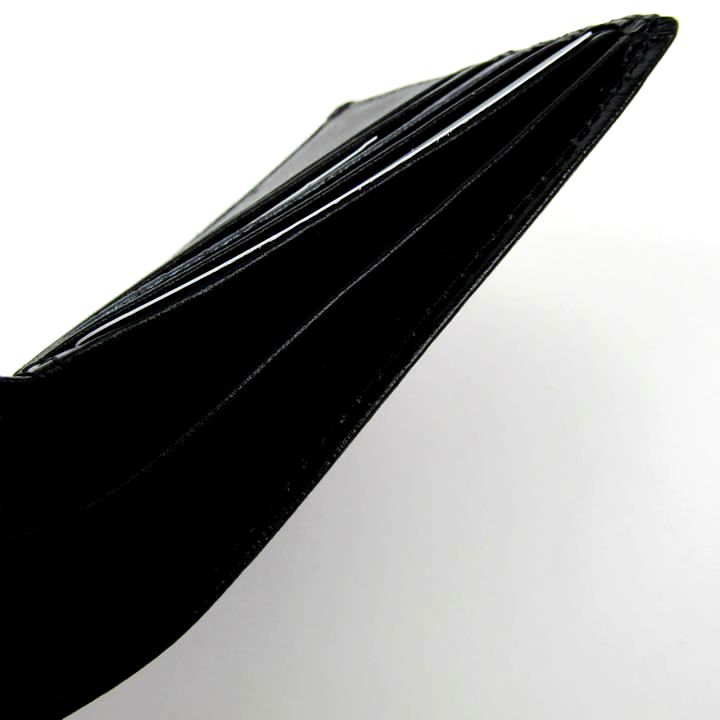ユーバイウンガロ 二つ折り財布 未使用 レザー コンパクト ブランド
