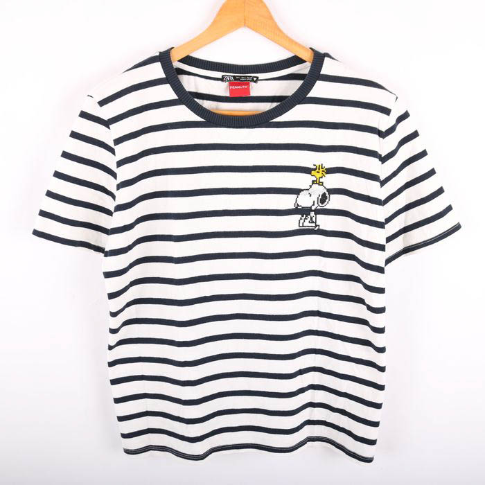 ザラ 半袖Ｔシャツ トップス ボーダー柄 スヌーピー レディース Lサイズ 白×紺 ZARA 【中古】｜ZARA｜店舗買取｜トップス＞Tシャツ/カットソー｜USEDのアパレル通販サイト  - SMASELL（スマセル）