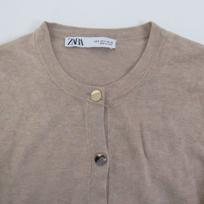 ザラ カーディガン 長袖 ストレッチ トップス レディース MEX26サイズ ベージュ ZARA 【中古】｜ZARA｜店舗買取｜トップス＞カーディガン/ボレロ｜USEDのアパレル通販サイト  - SMASELL（スマセル）