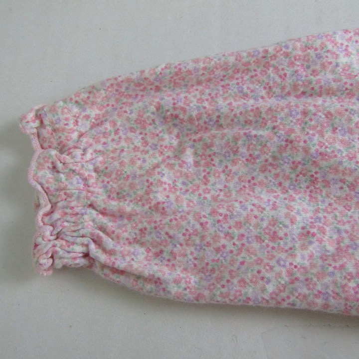 3600 3596【美品】 ファミリア ロンパース 70 長袖 ピンク 花柄 3600 3596【美品】 ファミリア ロンパース 70 長袖 ピンク 花柄