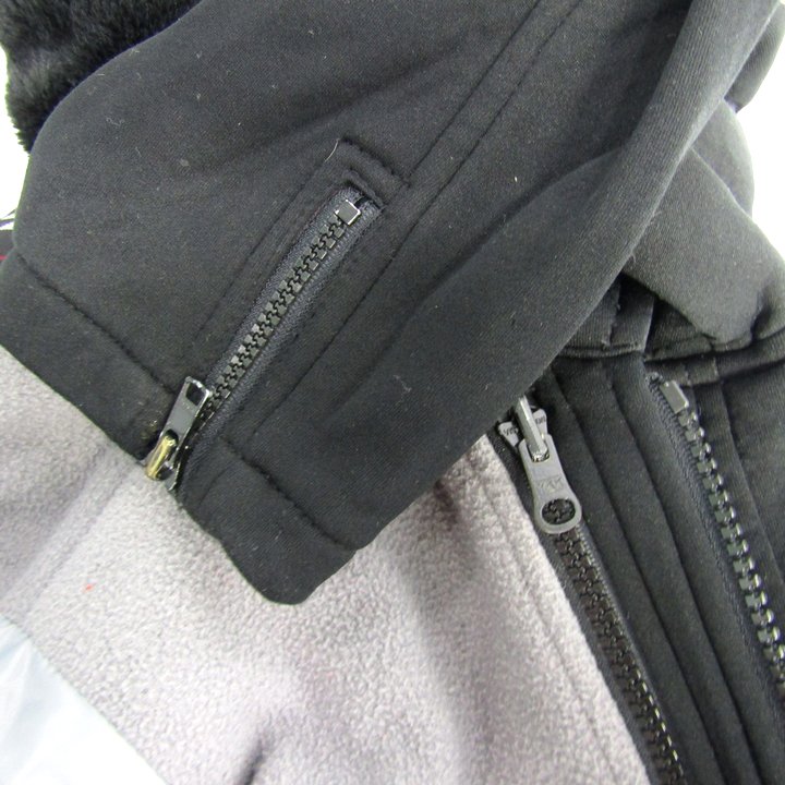 新品タグ付きBEBE べべ140 ダッフルコート　グレーチェック未使用ウール 新品タグ付きBEBE べべ140 ダッフルコート グレーチェック未使用ウール