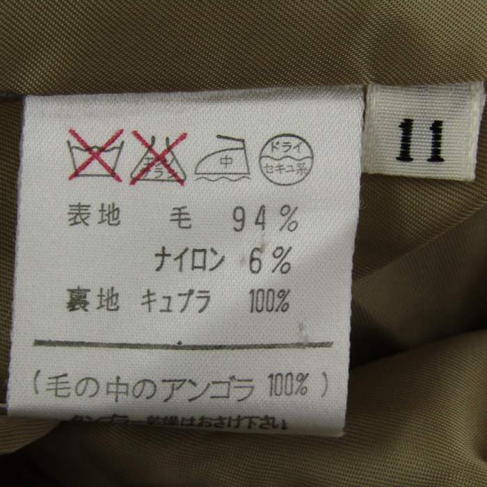 【新品未使用タグ付き】PINOREピノーレ　花柄ブラウス（冬物）42サイズ 新品未使用タグ付き】PINOREピノーレ 花柄ブラウス（冬物）42サイズ