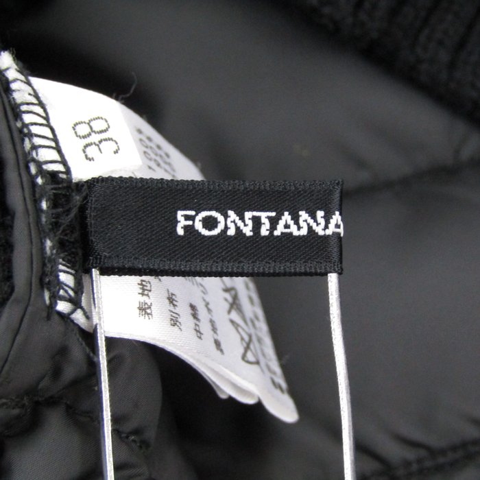 フォンタナグランデ ダウンベスト フード付き ジャケット フォンタナグランデ ダウンベスト フード付き ジャケット