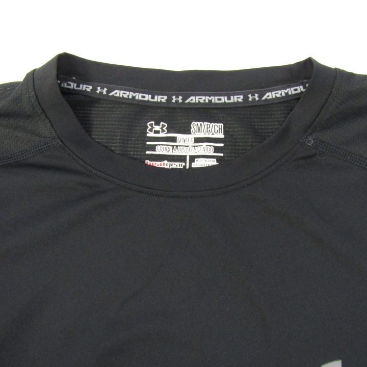 81200　アンダーアーマー　Tシャツ　半袖　黒 アンダーアーマー 半袖Tシャツ スポーツウエア ストレッチ
