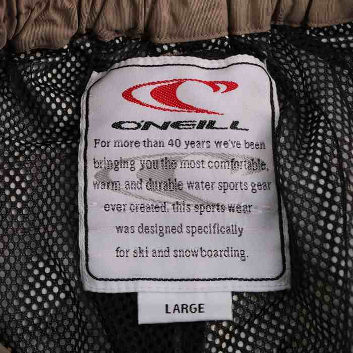 ONEILL ベージュジャケットとオリーブグリーンパンツ オニール ONEILL ベージュジャケットとオリーブグリーンパンツ オニール