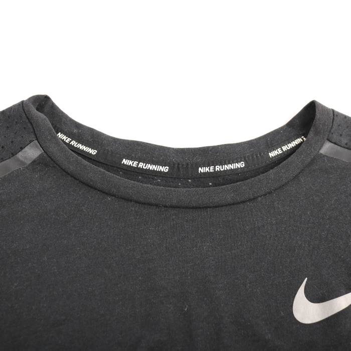 ナイキ 長袖Ｔシャツ トップス ワンポイントロゴ ドライフィット スポーツウエア メンズ Lサイズ ブラック NIKE 【中古】｜NIKE｜店舗買取｜ トップス＞Tシャツ/カットソー｜USEDのアパレル通販サイト - SMASELL（スマセル）