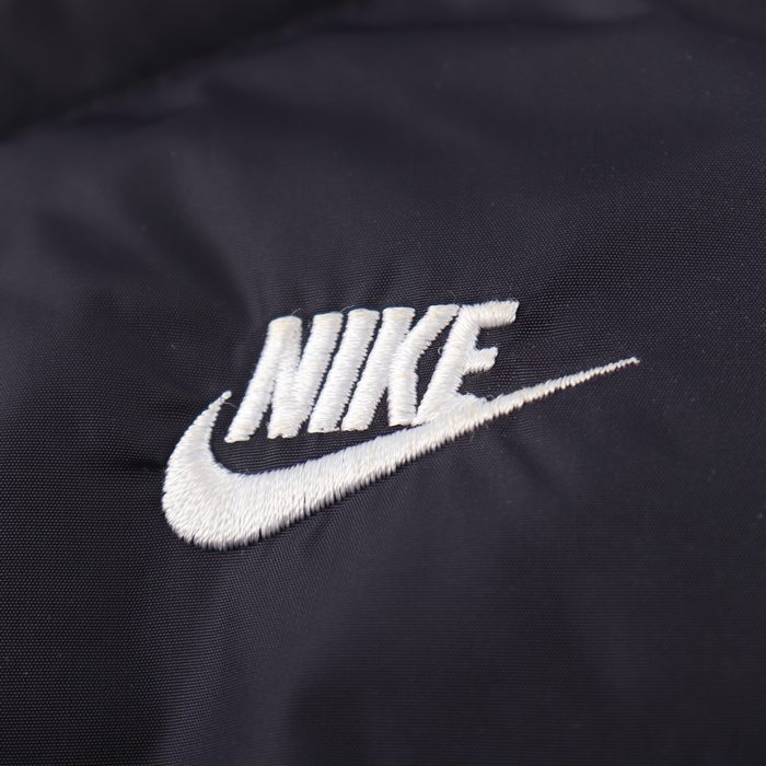 NIKE ダウンジャケット ブラック ホワイトL 【公式通販】