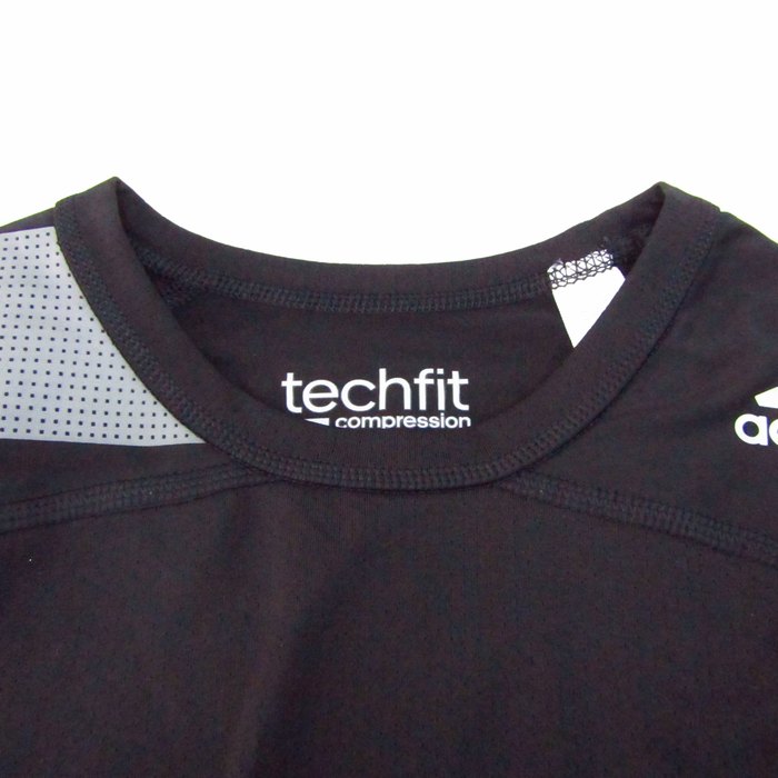 アディダス Tシャツ トップス メンズ Men's Techfit Performance Training T-Shirt White