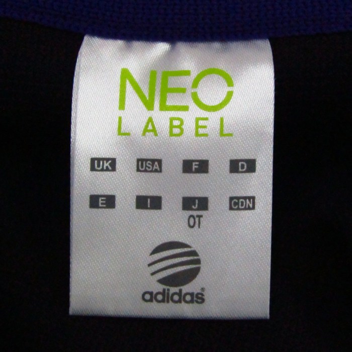 新品XLサイズOT 白アディダスゴルフセットアップ長袖ジャケットスカート