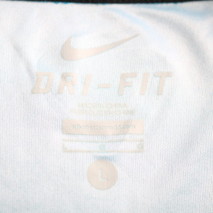 NIKE RF グラデーション ポロシャツ 国内Mサイズ USED品 白系 NIKE RF グラデーション ポロシャツ 国内Mサイズ USED品 白系 ウェア