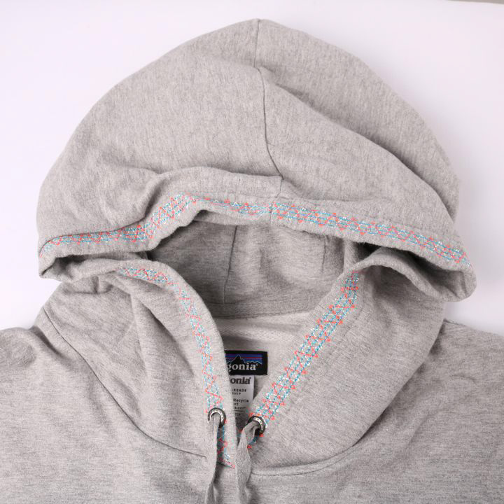 パタゴニア パーカー スウェット スエット カンガルーポケット トップス ストレッチ アウトドア レディース Mサイズ グレー Patagonia 中古 Smasell スマセル 公式通販 サスティナブルアウトレットモール スマセル