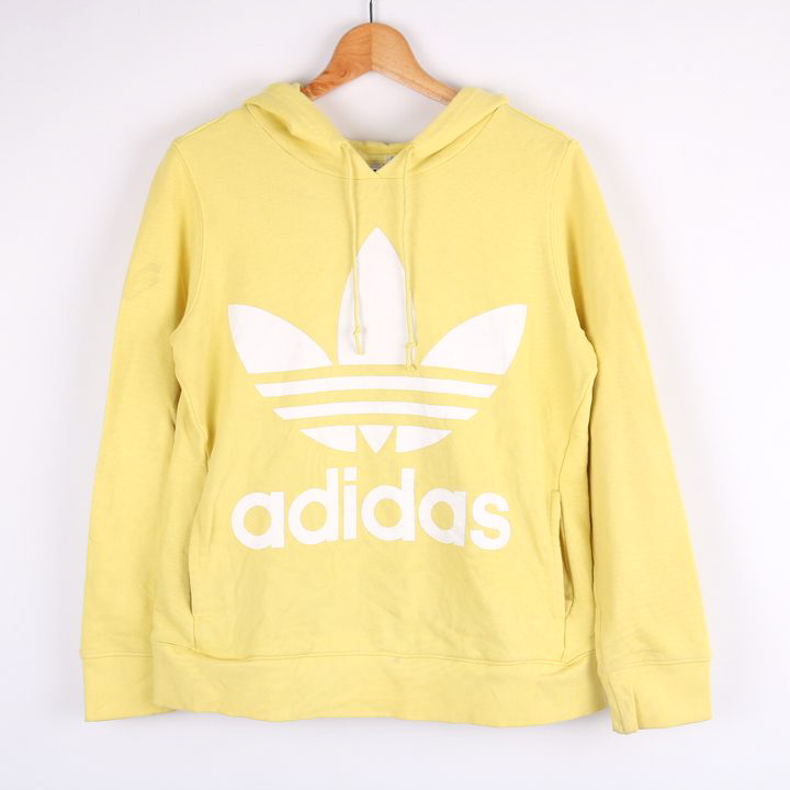 adidas パーカー　トップス